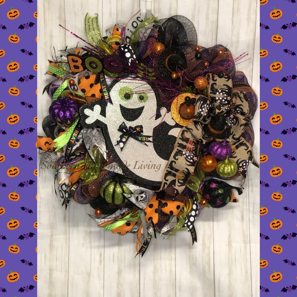Ghost Wreath Boo! - Picture 5 of 5